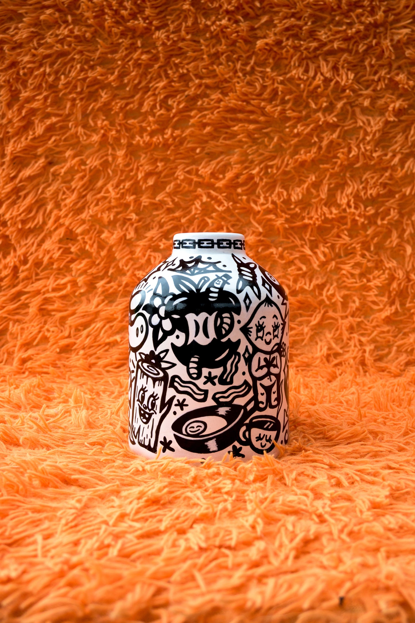 MOJO JOJO - VASE