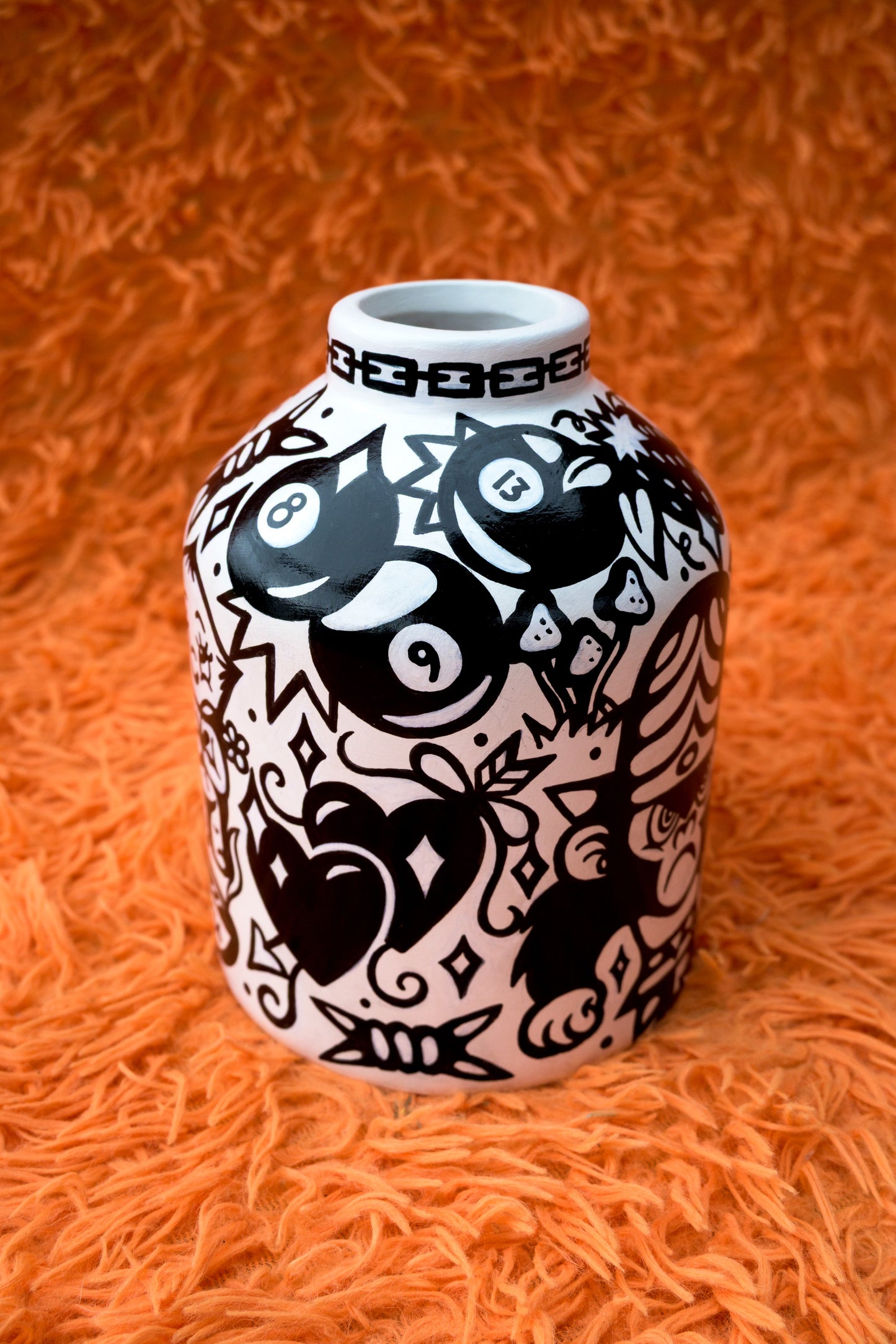 MOJO JOJO - VASE
