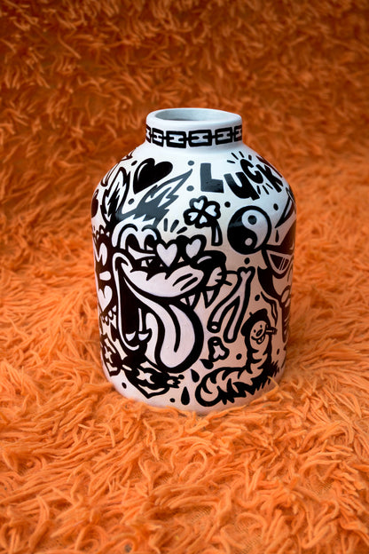 TEX AVERY - VASE